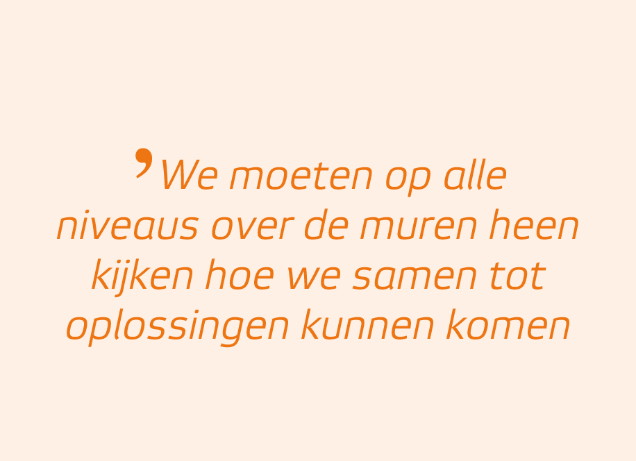 ʼWe moeten op alle niveaus over de muren heen kijken hoe we samen tot oplossingen kunnen komen